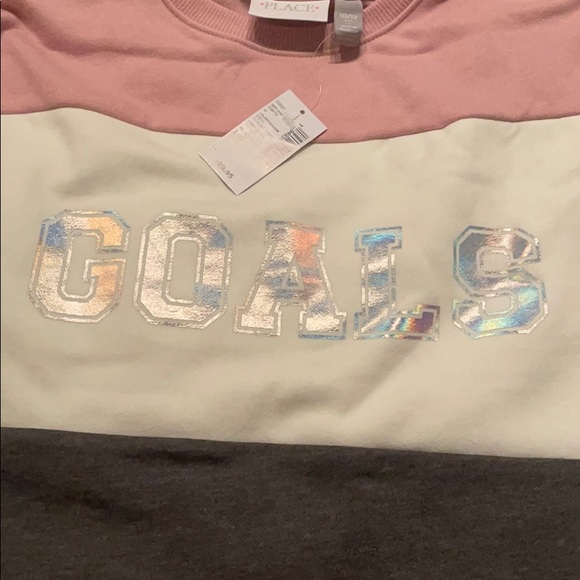 Sweatshirt NWT - Picture 2 of 6